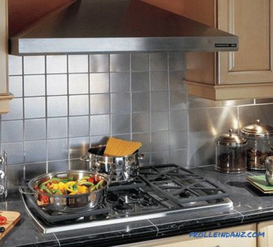 Wie man eine Haube über den Ofen hängt