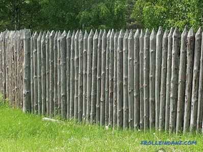 Wie macht man einen Holzzaun - einen Zaun aus Holz?
