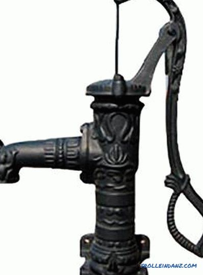 Handpumpe für Brunnenwasser