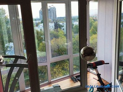 Wie man mit den eigenen Händen (innen und außen) einen Balkon der Wohnung herstellt + Foto