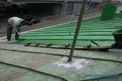 Reparieren Sie das Dach eines Privathauses selbst