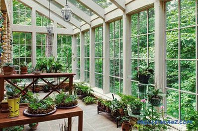 Wintergarten in einem privaten Haus mit eigenen Händen