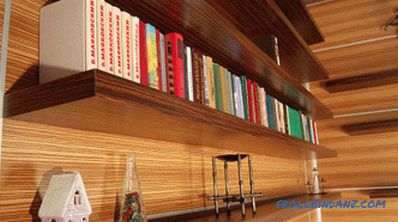 Gestalten Sie ein Bücherregal mit Ihren eigenen Händen: Materialauswahl, Montage, Dekoration
